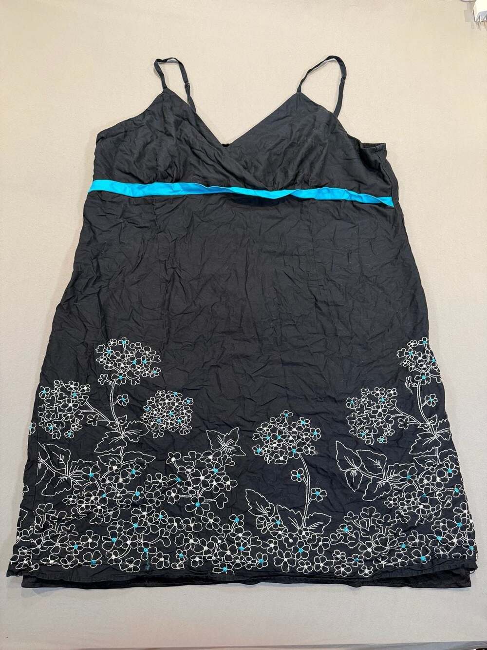 studio 1940 Dress Size 24W Black Floral Embroidered Sundress